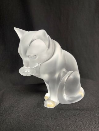 Lalique Vintage New/Old Stock Opalesant “Grooming Cat” Figurine 4