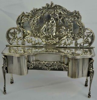 Edwardian William Comyns London Sterling Silver Jewelry Table Box C.  1902