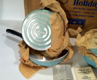 Vintage Club Aluminum Cookware Mardi Gras Blue Speckled 8pc Set NIB NOS 4