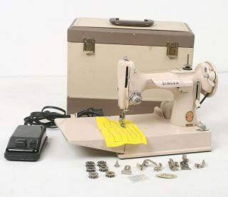 Vtg 1961 Singer Featherweight Sewing Machine 211j Tan Beige W Case Great