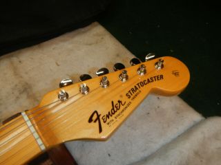 Vintage 1959 Re - Issue Squire Stratocaster Standard by Fender Korea Sunburst 9