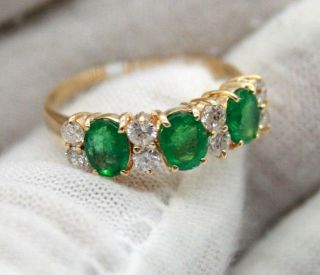 Vintage 14k Yellow Gold Emerald & Diamond Wedding Band Anniversary Ring.  Size 7