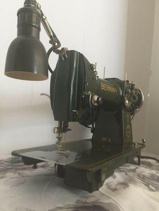 BERNINA 117K SEWING MACHINE ZIG ZAG Case & work light vintage antique 3