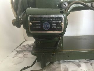 BERNINA 117K SEWING MACHINE ZIG ZAG Case & work light vintage antique 4