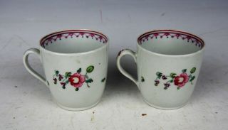 Two 18TH CENTURY ANTIQUE CHINESE EXPORT PORCELAIN HANDLED TEA CUPS 2