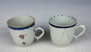 Two 18TH CENTURY ANTIQUE CHINESE EXPORT PORCELAIN HANDLED TEA CUPS 5