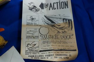VINTAGE MUSKIE - DUCK SURFACE BAIT WITH PAPER FOX LAKE,  ILLINOIS 3