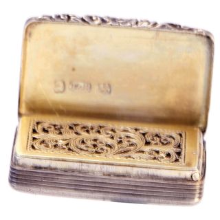 ENGRAVED VINAIGRETTE CA1828 | MADE IN BIRMINGHAM UK JOHN TAYLOR & JOHN PERRY 3