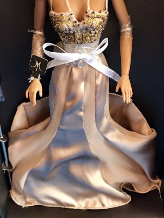 Fashion Royalty “ Glow” Vanessa Perrin Premium Dressed Doll NRFB RARE 9