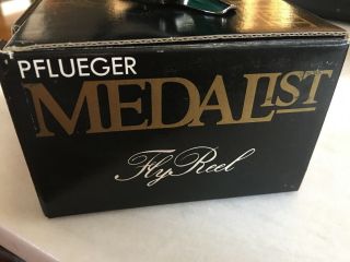 Vintage Pflueger Medalist 1494 - 1/2 Fly Fishing Reel made in Japan 2