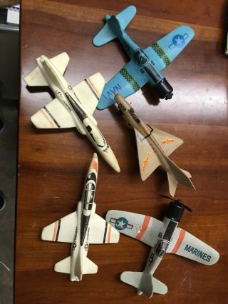 Vtg Flying Aces Airplane Aircraft Carrier Parts Mattel 1975, .  5 Planes