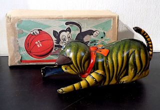 Vintage Tinplate Friction Drive Cat With Ball Toy,  Fukada Manfg,  Japan.  Afib