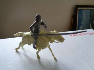 Marx Orig.  60mm Robin Hood Knight With Charging Steed And Lance