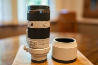 Sony Fe 70 - 200mm F/4 Fe Oss Lens (sel70200g) Rarely