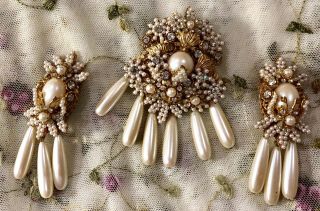 Stanley Hagler N.  Y.  C.  Gold Baroque Pearl Brooch Pin / Earrings Set Seed Pearls