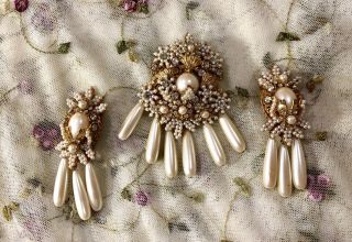 STANLEY HAGLER N.  Y.  C.  Gold Baroque Pearl Brooch Pin / Earrings Set Seed Pearls 2