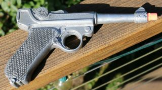 Wwii U.  S.  - Made Practice German Luger Training Pistol,  Non -