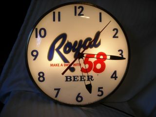 Rare Royal 58 Beer Pam Clock - Perfectly