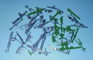 1960 - 70s Marx Army Battleground Play Set Small Plastic Sprue Accessories
