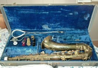 VINTAGE 1949 CONN 10M NAKED LADY TENOR SAX SAXOPHONE WITH CASE 2