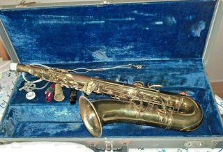 VINTAGE 1949 CONN 10M NAKED LADY TENOR SAX SAXOPHONE WITH CASE 3