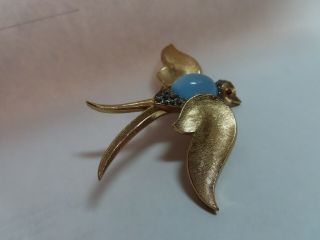 Vintage Crown TRIFARI ALFRED Philippe Blue Jelly Belly Swallow Bird Brooch 8