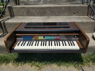 Vintage Lowrey L - 2 Walnut Wandering Genie Organ Electronic Keyboard Piano