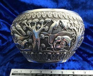 STUNNING ANTIQUE SOLID SILVER ANGLO INDIAN ANIMAL THEMES BOWL 1890s 3