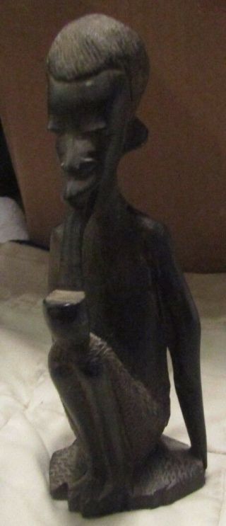 RARE WOODEN STATUE OF AFRICAN MAN SMOKING A PIPE ART FIGURINE / STATUE 6 1/2 TA 5