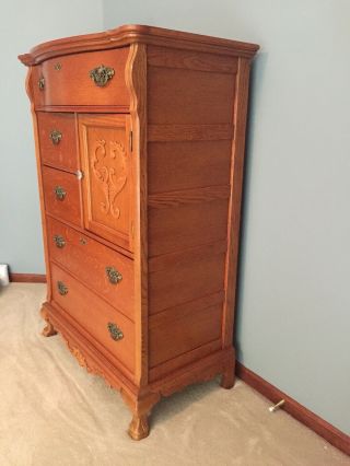 Lexington Furniture Victorian Sampler Door Chest - Oak 391 - 307 2