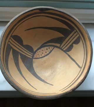 Vintage Native American Pueblo Pottery Bowl Santo Domingo Hand Painted Bird/Claw 7