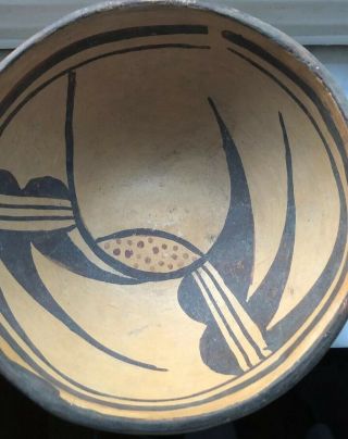 Vintage Native American Pueblo Pottery Bowl Santo Domingo Hand Painted Bird/Claw 8
