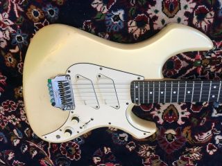 Fender Performer Guitar 1980s RARE 2