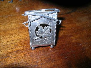 Silver/silverplate Figural Napkin Ring/holder Military Swords Meriden Canada 642