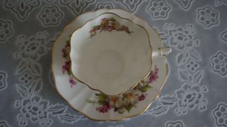 VINTAGE Victoria C & E Fine Bone China Floral Teacup and Saucer,  England 3