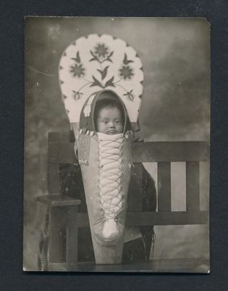 1910 Native American Indian Baby In Papoose Vintage Photo Beauty