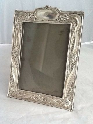 Classically Art Nouveau Medium Sized Silver Picture Frame - Birmingham 1903