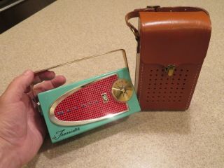 Vintage RETRO 1950s BULOVA Transistor Radio model 720 Series w/Case 3