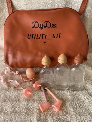 De - Dee Utility Case And Accessories 2