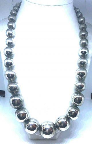 Vintage Signed 925 Mexico Sterling Silver Large Graduated Bead Necklace 3.  5 Oz.
