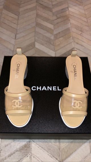 Rare Authentic Chanel Beige Pvc Lambskin Mules Block Heel Sandals 37.  5