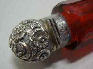 Antique cranberry glass double ended scent bottle unmarked silver ends 2