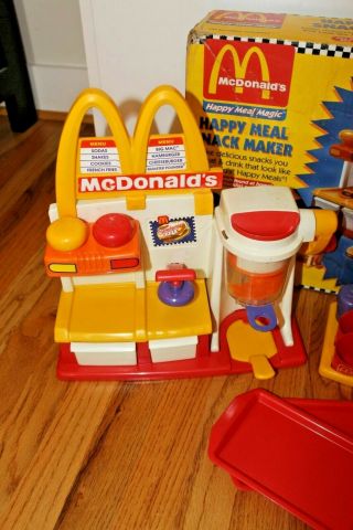 Vintage 1993 McDonald ' s Happy Meal Magic Snack Maker W/ Box 2