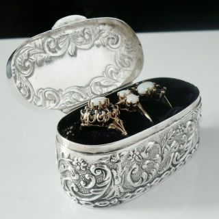 Attractive Silver Ring Box For 3 Rings,  Sheffield 2000,  Carr 
