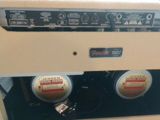 Fender Vintage Reissue ' 65 Twin Reverb Guitar Amplifier 85W Blonde and Wheat 8