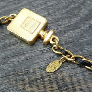 CHANEL Gold Plated CC Logos Icon Charm Vintage Long Necklace 4446a Rise - on 5