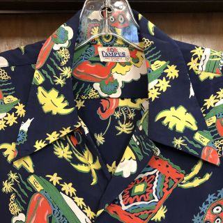 VINTAGE 1940’S “CAMPUS” CARTOON NATIVES RAYON ROCKABILLY HAWAIIAN SHIRT - L/XL 3