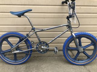 Vintage Thruster Vanishing Point Bmx Complete W/bars Speed Unlimited Old School