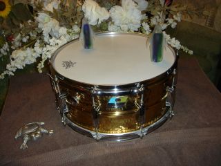 Vintage Ludwig Bronze 80s Hand Hammered 6 1/2/14 Snare Drum In Shape