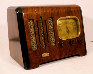 Old Antique Wood Air King Vintage Tube Radio - Restored & Deco Table Top 2